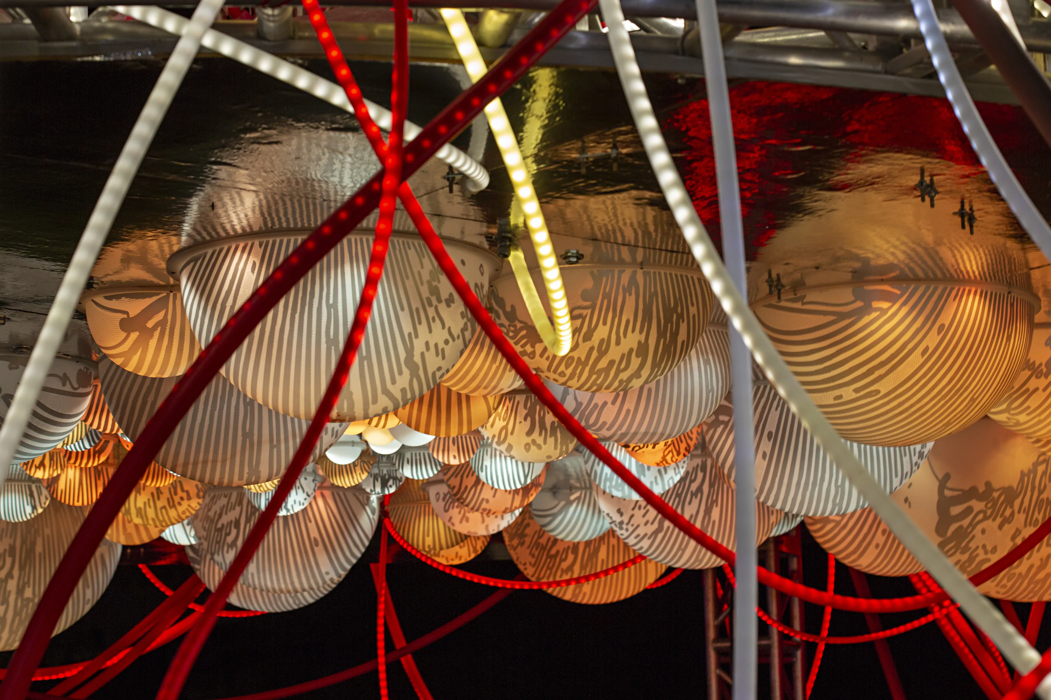 Grimanesa Amoros HEDERA light installation